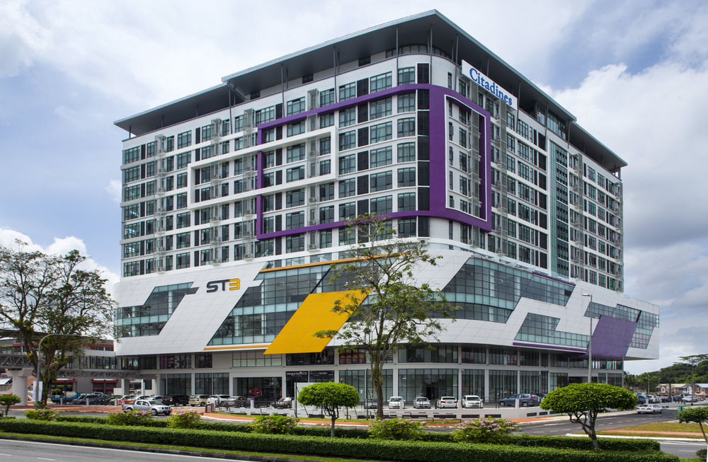 Citadines Uplands Kuching Hotel Exterior photo